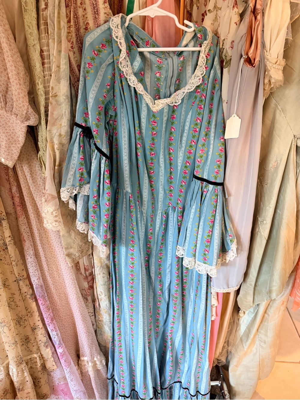 Vintage Blue Floral Maxi Dress with Lace Trim